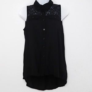 Forever 21 | Black Button Down Sleeveless Top